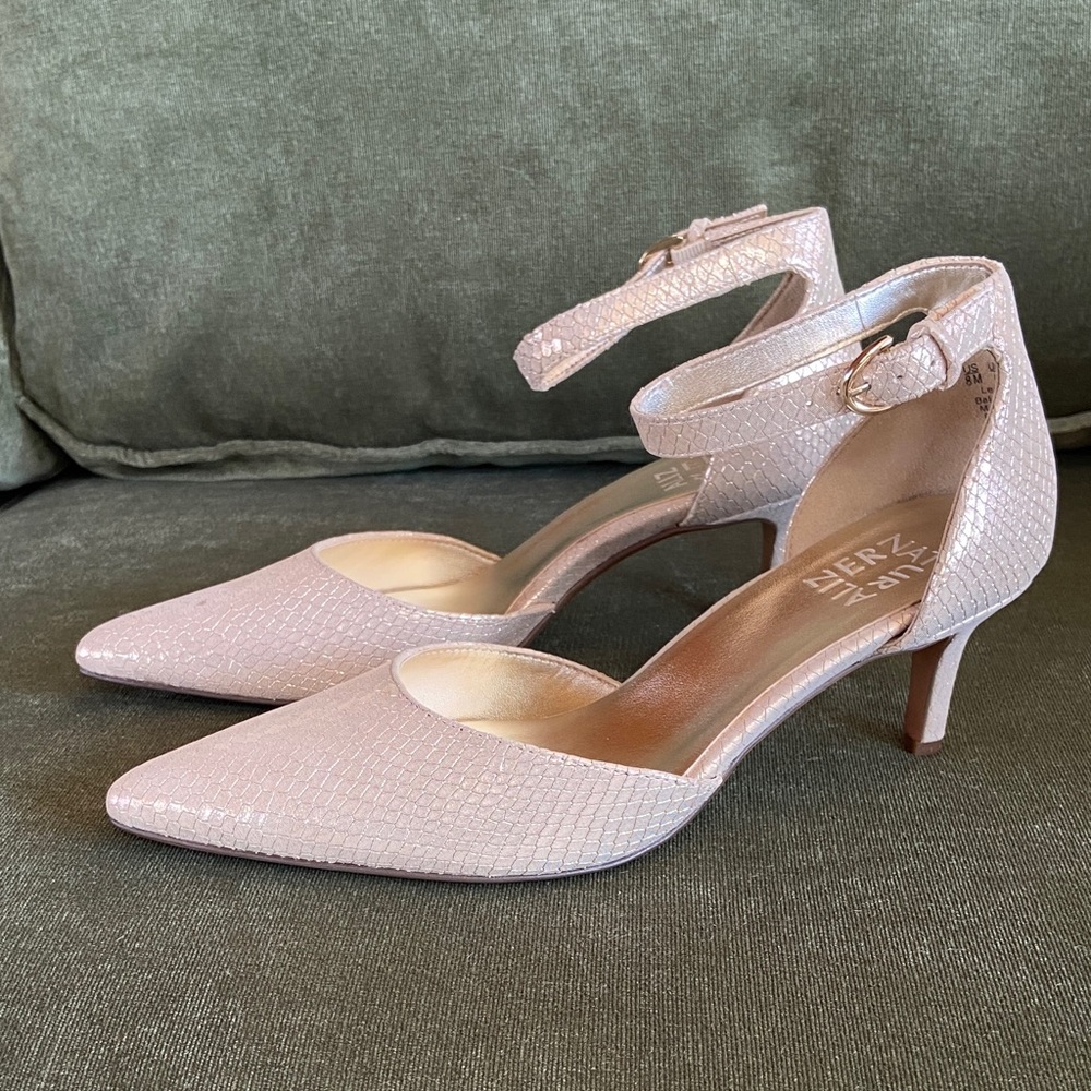 Naturalizer Subtle Gold Shimmer Textured Pointed-Toe Ankle-Strap Heels